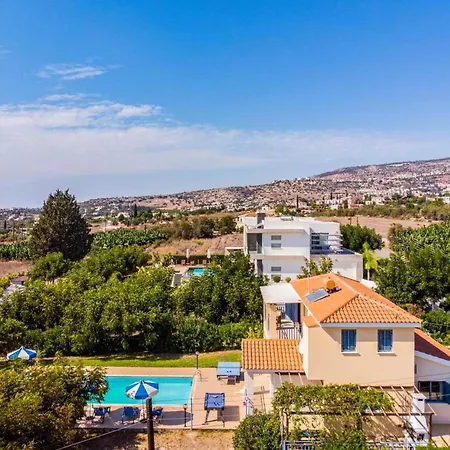 וילה Vineyard By *